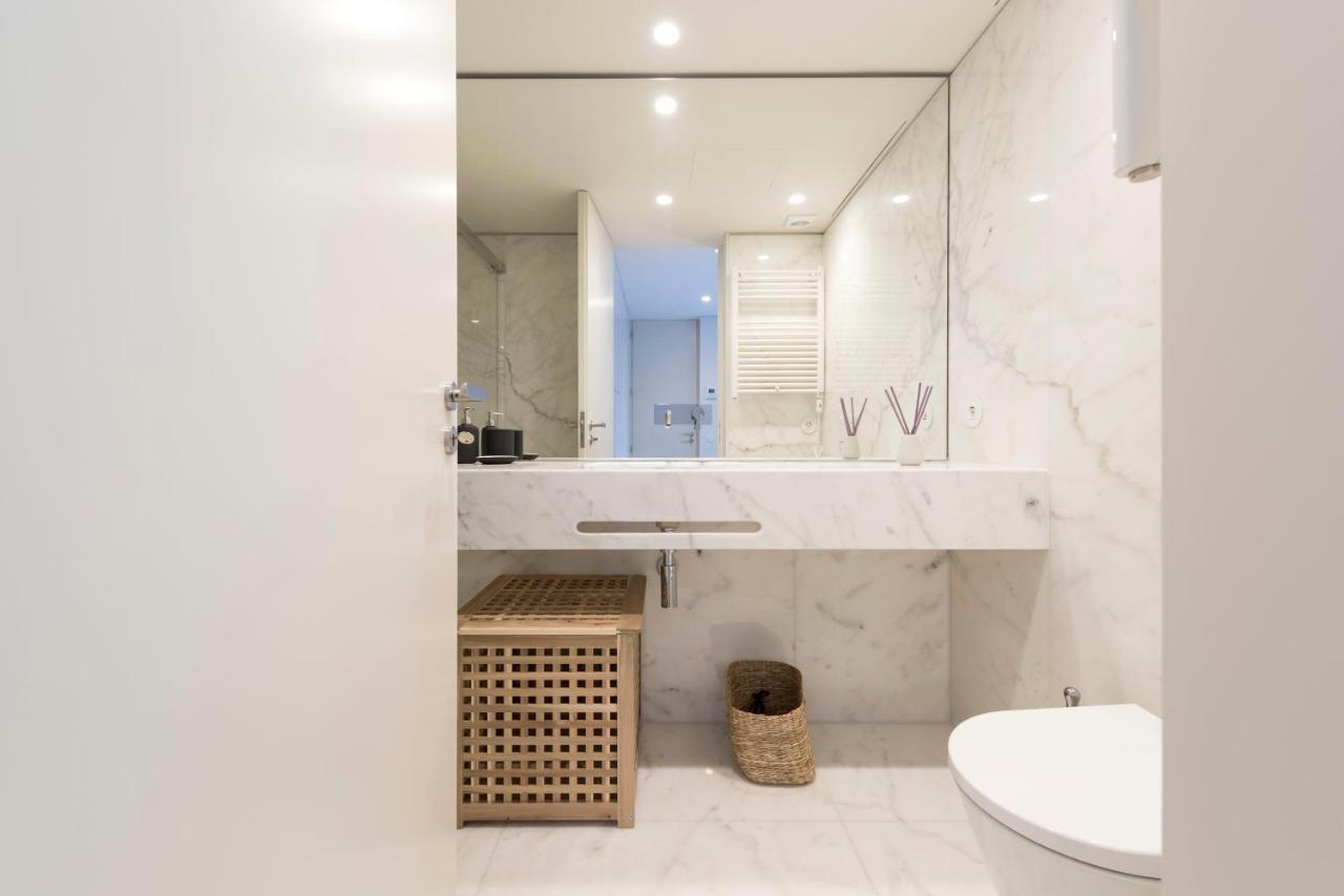 Lovelystay - Primrose 2Br Flat With Free Parking, Ac And Balcony ปอร์โต ภายนอก รูปภาพ