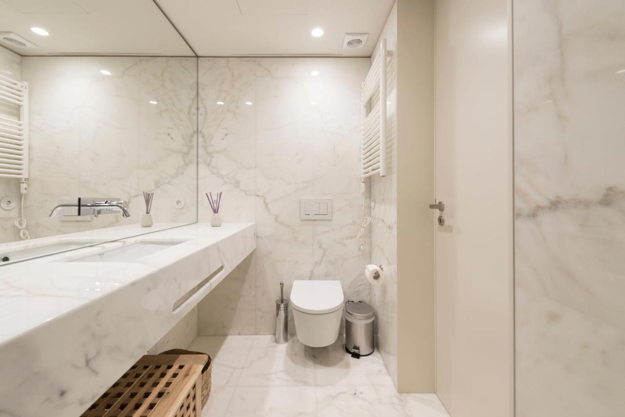 Lovelystay - Primrose 2Br Flat With Free Parking, Ac And Balcony ปอร์โต ภายนอก รูปภาพ
